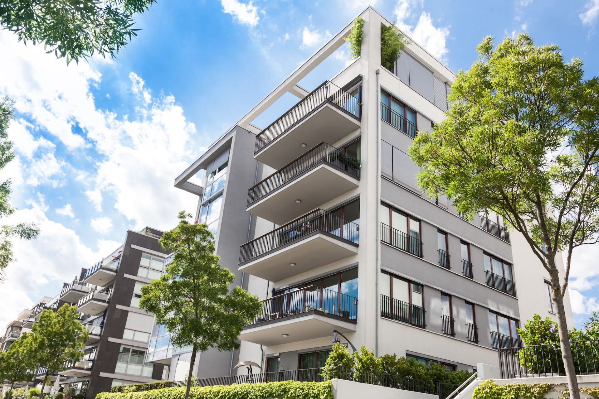 コンセプト | 本当に必要なものだけを適正価格で…。