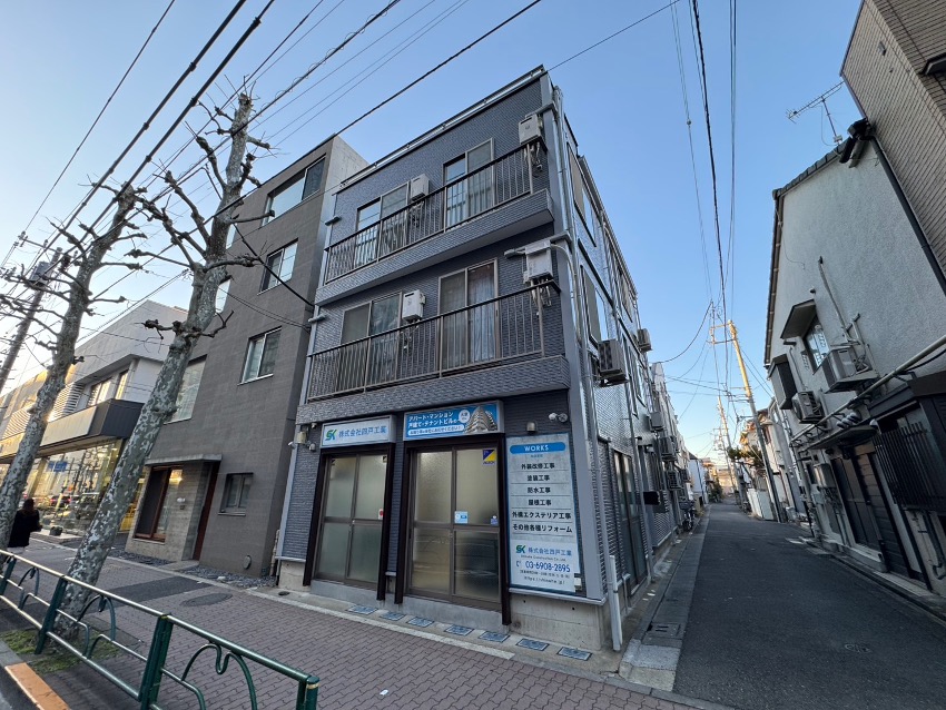 事務所の外壁塗装を完了し、心機一転のスタート